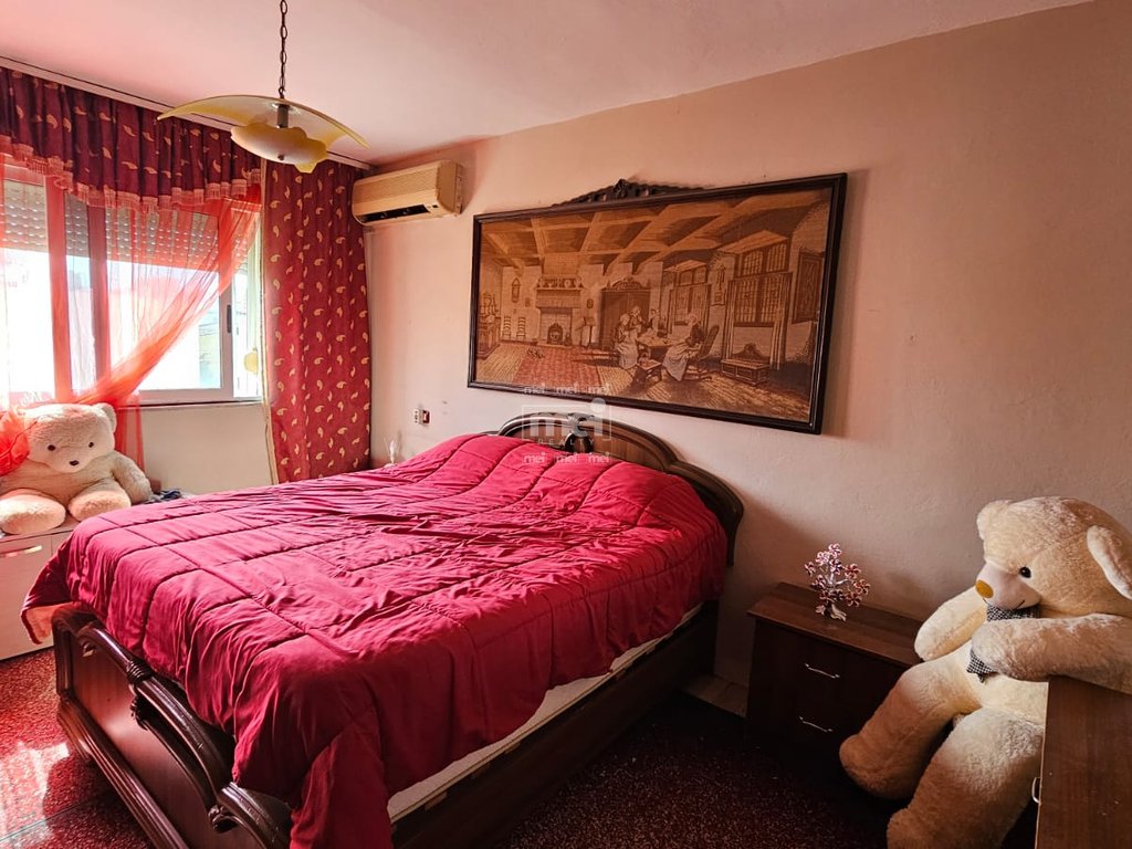 SHITET APARTAMENT 1+1 PRANE STADIUMIT!