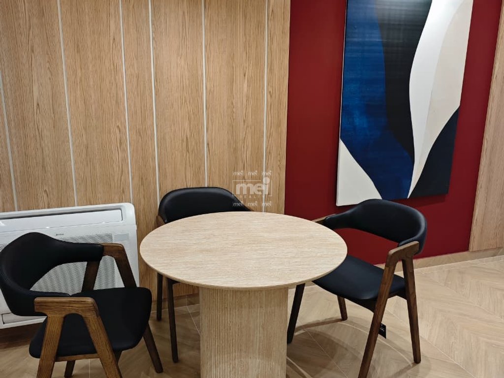JEPET ME QIRA SUPER APARTAMENT 1+1 NE QENDER!