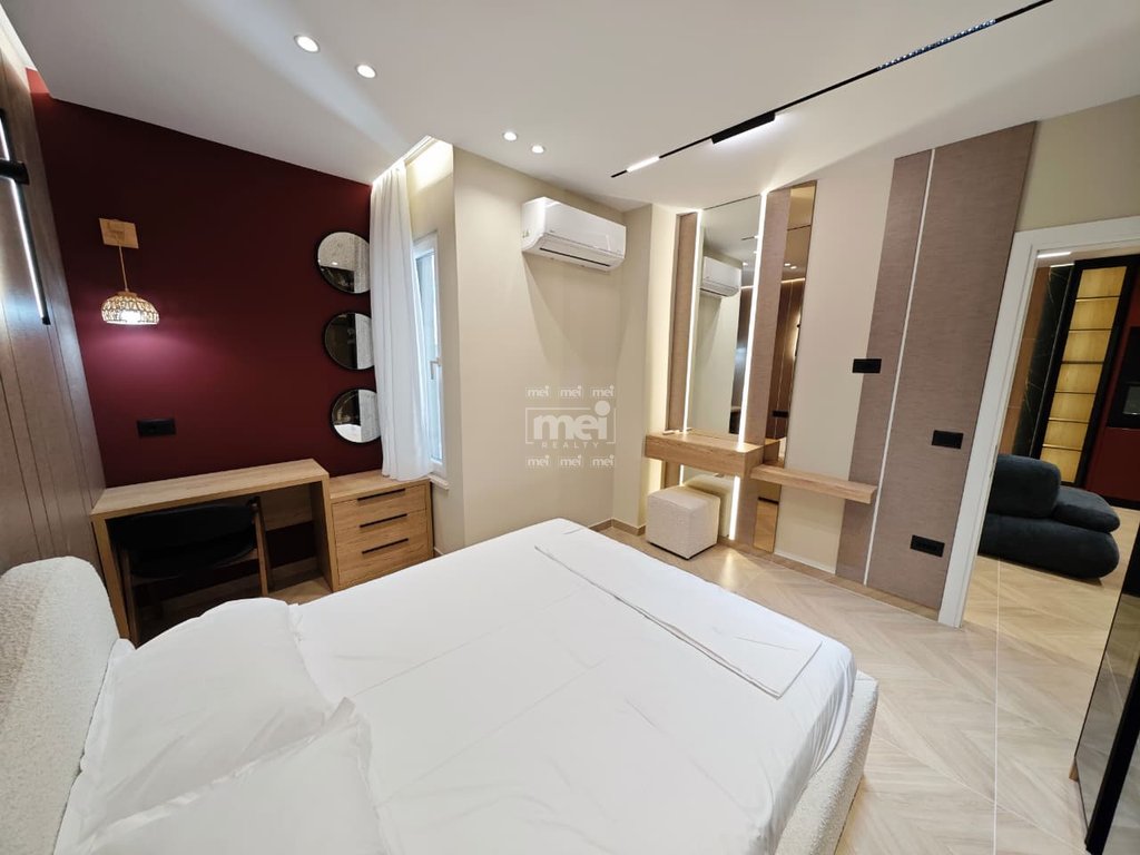 JEPET ME QIRA SUPER APARTAMENT 1+1 NE QENDER!