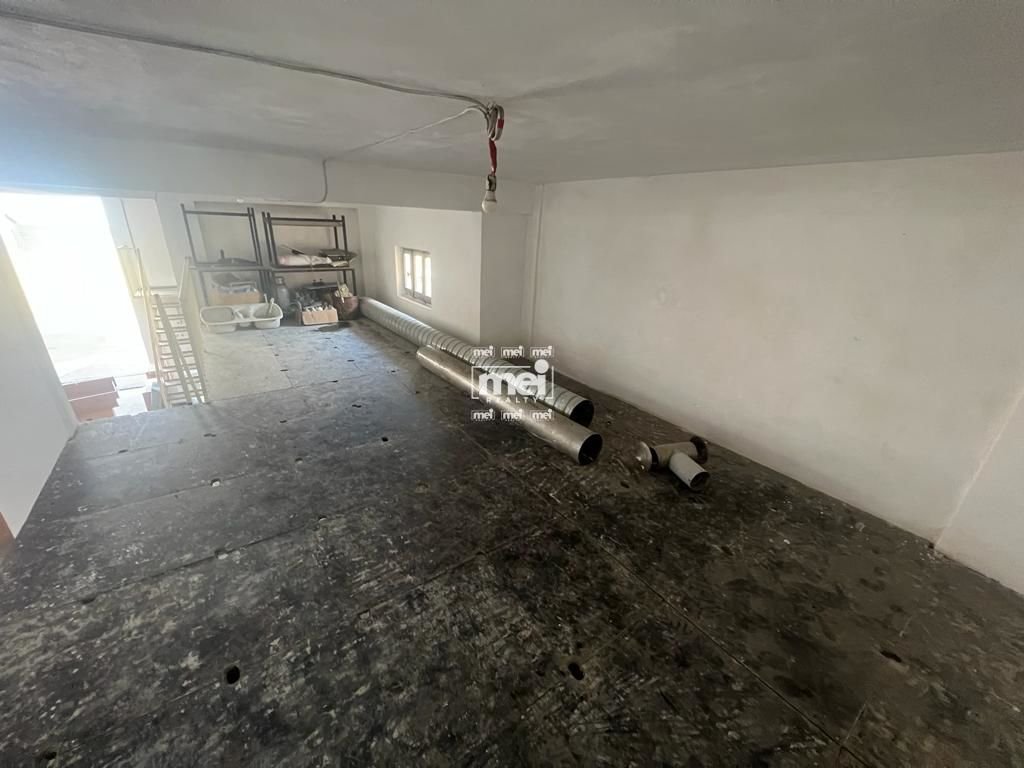 JEPET ME QIRA MAGAZINE NE SHKOZET!