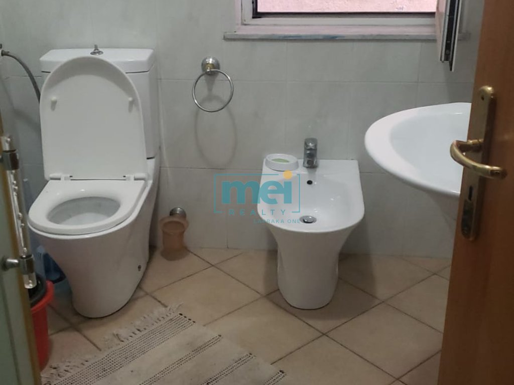 Jepet me Qera Super Apartament 3+1 ne Laprake!