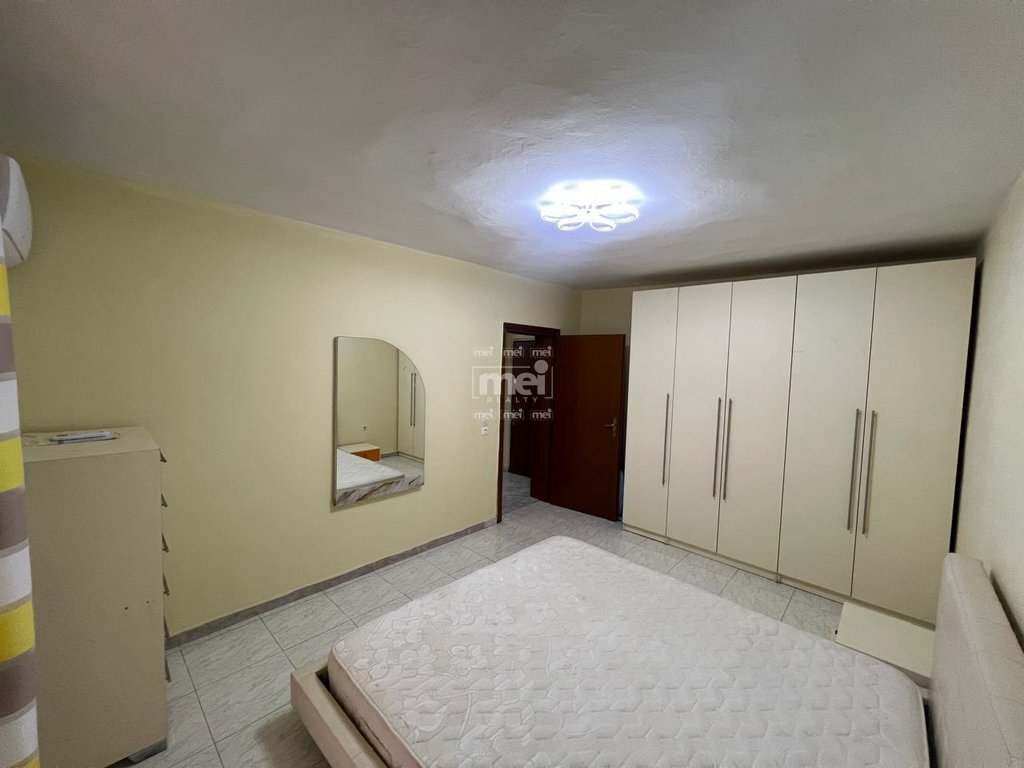 JEPET ME QIRA APARTAMENT 2+1 PRANE MUZEUMIT!