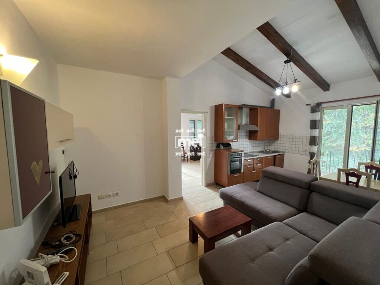 JEPET ME QIRA APARTAMENT 2+1 NE VOLLGA + POST PARKIMI!