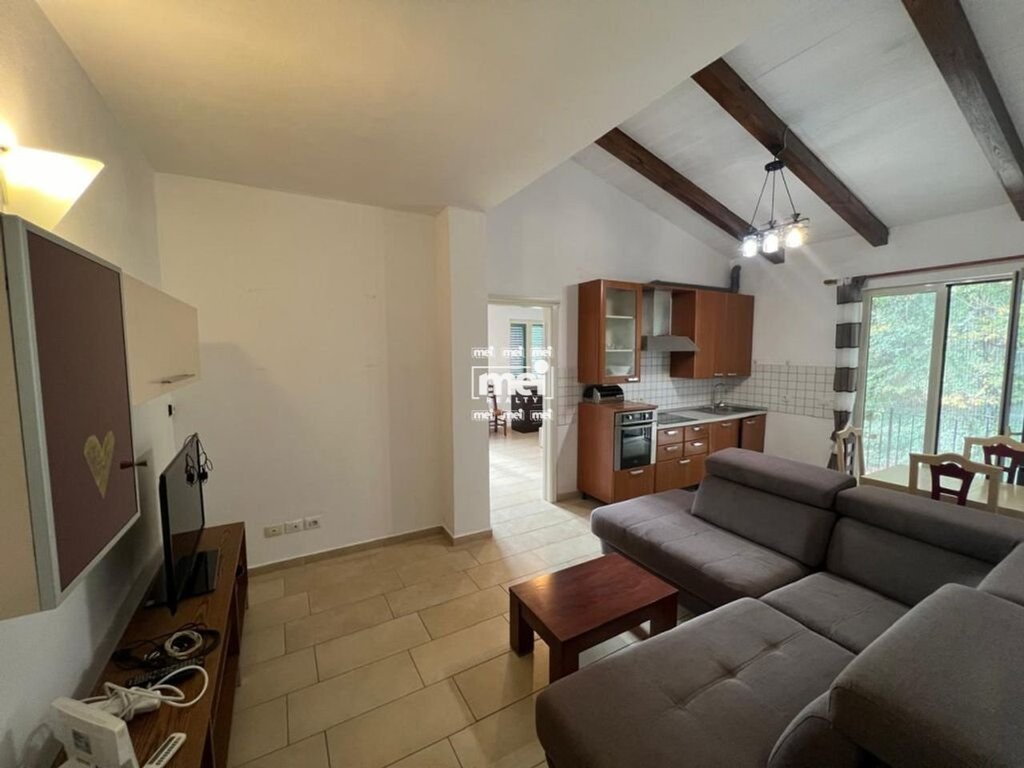 JEPET ME QIRA APARTAMENT 2+1 NE VOLLGA + POST PARKIMI!