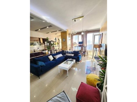 JEPET ME QIRA APARTMENT  2+1+2 ME PAMJE NGA DETI NE QENDER!