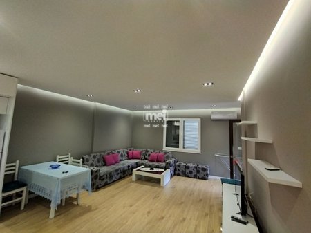 JEPET ME QIRA APARTAMENT 1+1 NE CURRILA!