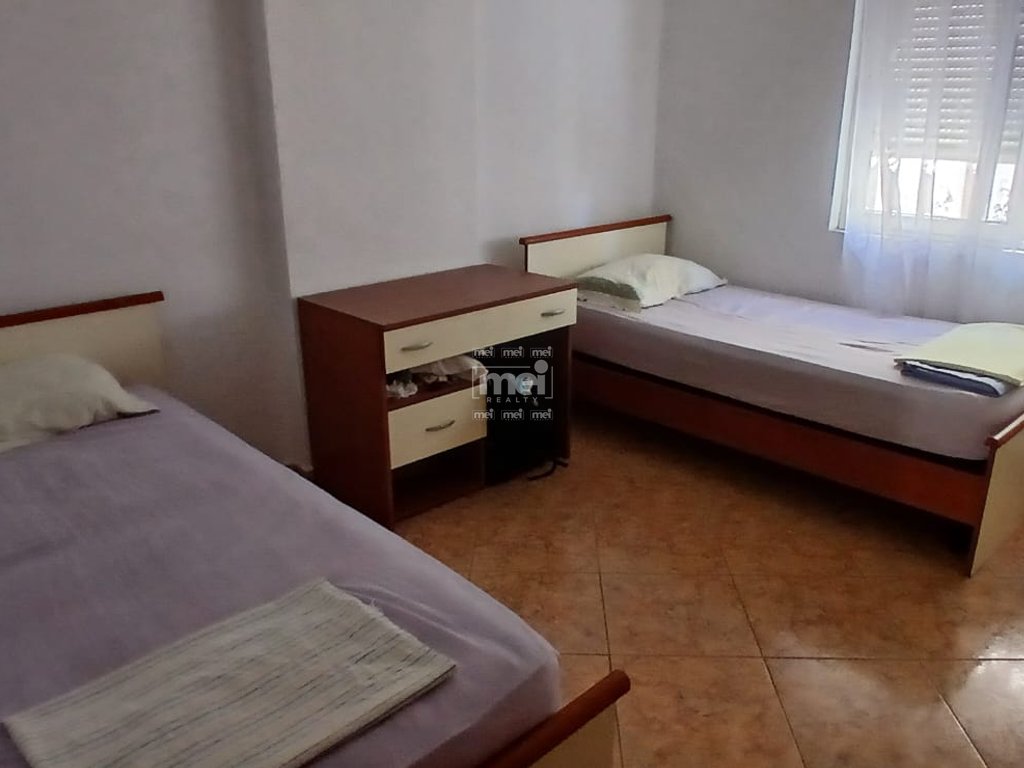 JEPET ME QIRA APARTAMENT 2+1 PRANE MUZEUMIT!