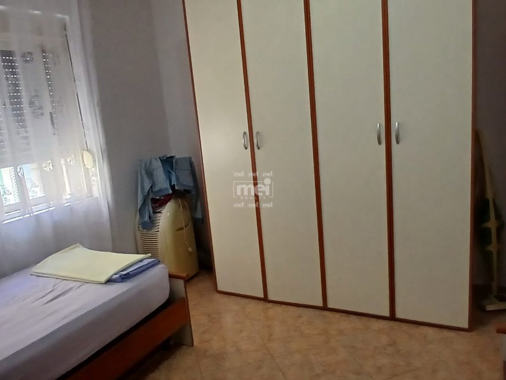 JEPET ME QIRA APARTAMENT 2+1 PRANE MUZEUMIT!