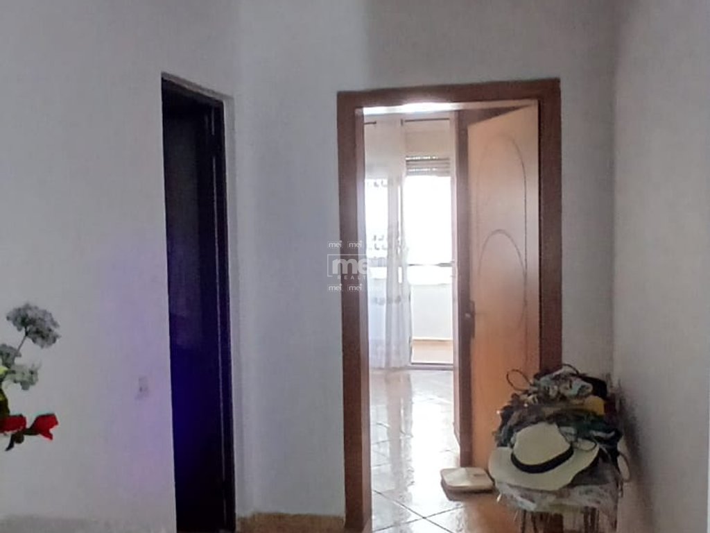 JEPET ME QIRA APARTAMENT 2+1 PRANE MUZEUMIT!