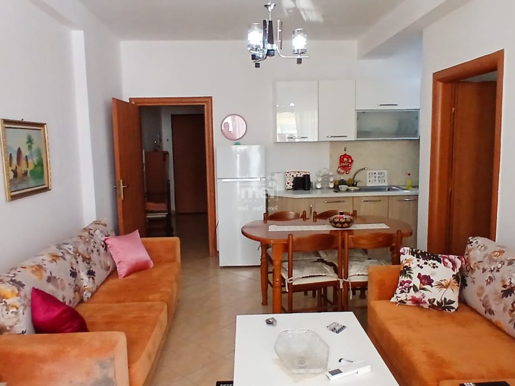 JEPET ME QIRA APARTAMENT 1+1 PRANE PALLATIT TE SPORTIT!
