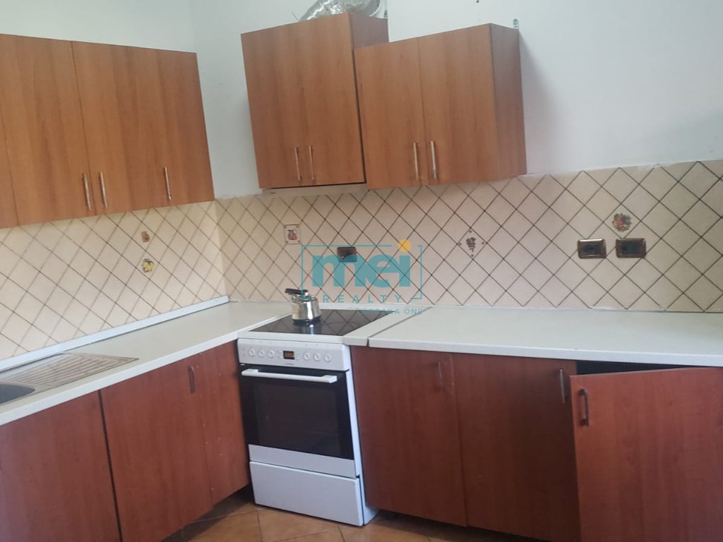 Jepet me Qera Super Apartament 3+1 te Vizion Plus!