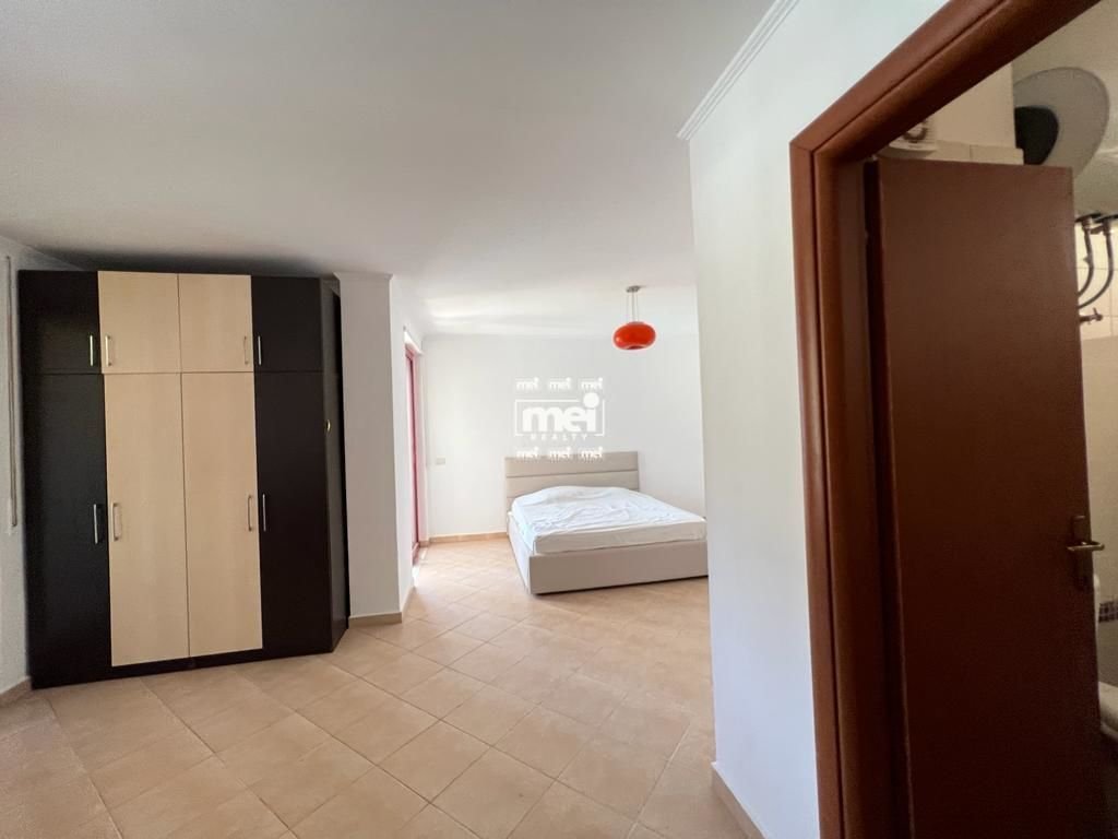 JEPET ME QIRA APARTAMENTI 2+1+2 TEK VOLLGA