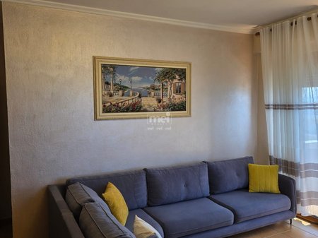 JEPET ME QIRA APARTAMENT 2+1 NE PLAZH !