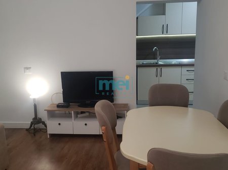 Jepet me Qera Super Apartament 2+1+2 te Mine Peza!