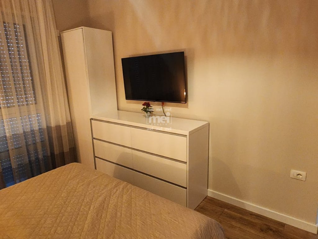 SHITET APARTAMENT NE SAN PIETRO - GJIRI I LALZIT!