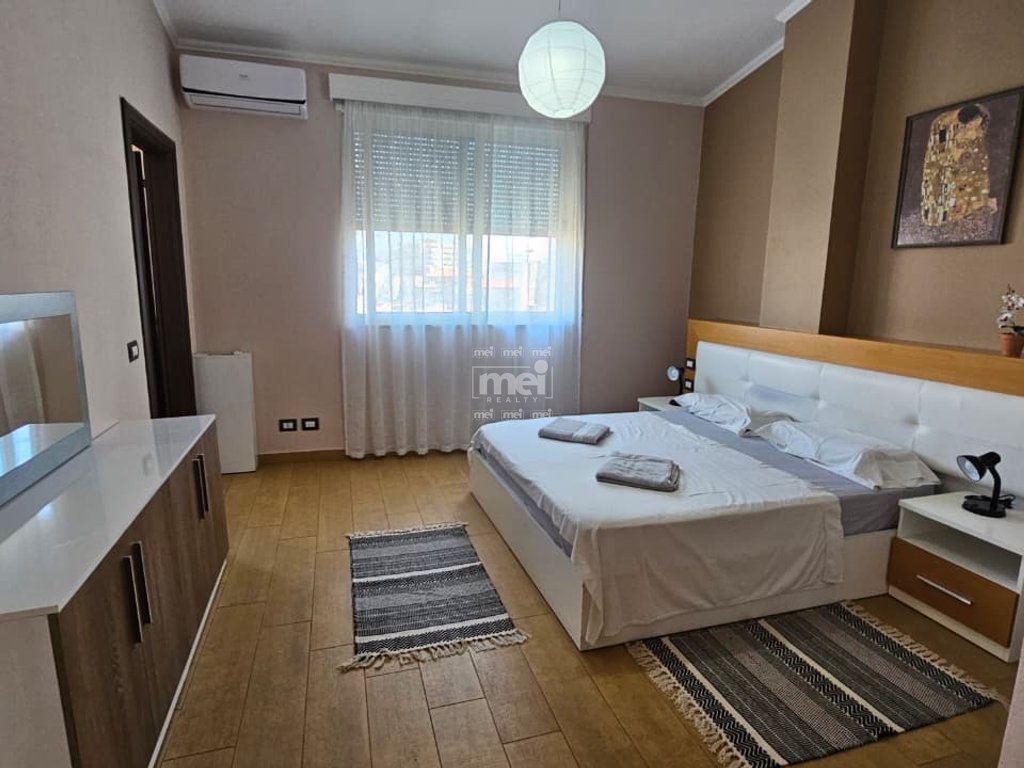 JEPET ME QIRA KATI I TRETE I NJE VILE RRUGA  E KUMINIT!