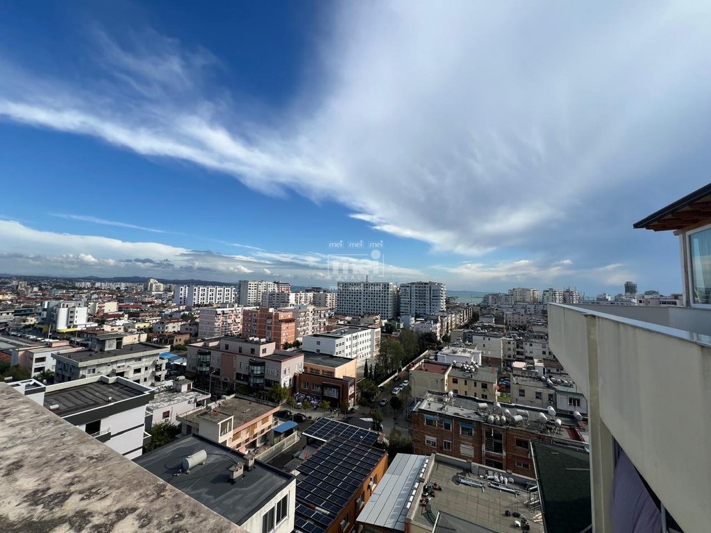 JEPET ME QIRA APARTAMENT 2+1+2 TEK ISH URT/ PER ZYRE!