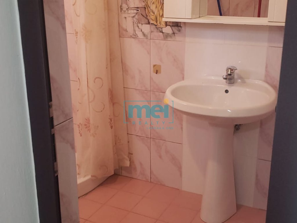 Jepet me Qera Super Apartament 2+1+2 te Mine Peza!