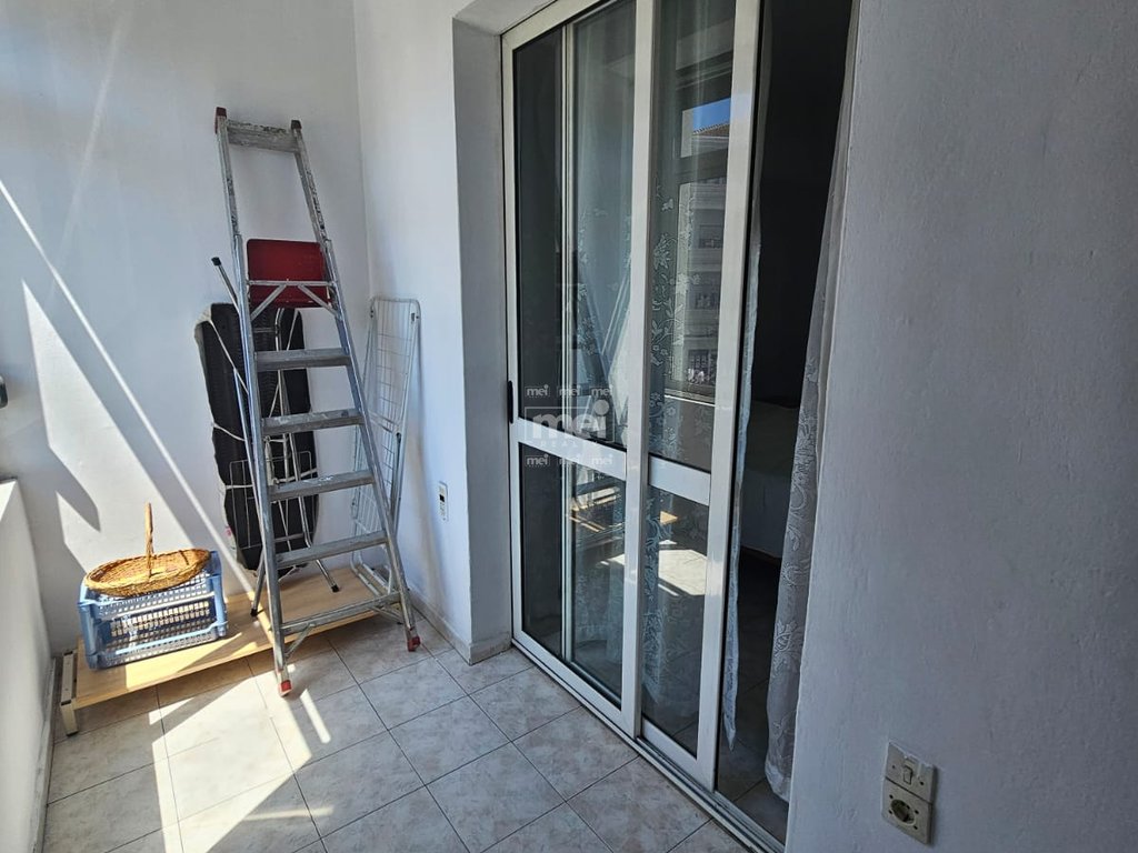 JEPET ME QIRA APARTAMENT 1+1 NE QENDER