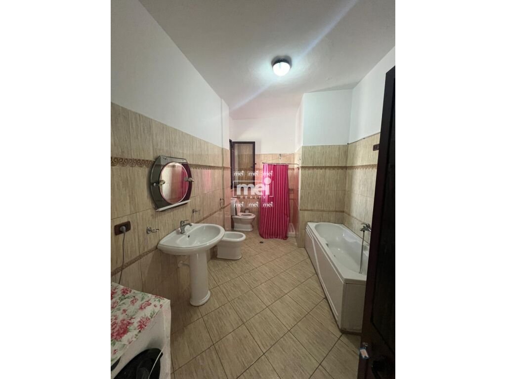 JEPET ME QIRA APARTAMENT 2+1+2 ISH RAJONI