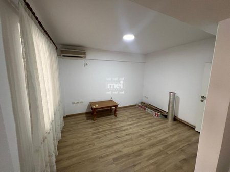 JEPET ME QIRA APARTMENT PER AMBIENT BIZNESI NE QENDER!