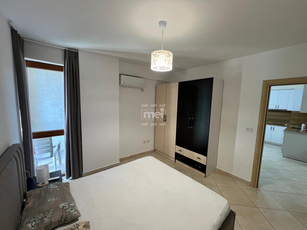 JEPET ME QIRA APARTAMENT 1+1 NE CURRILA!