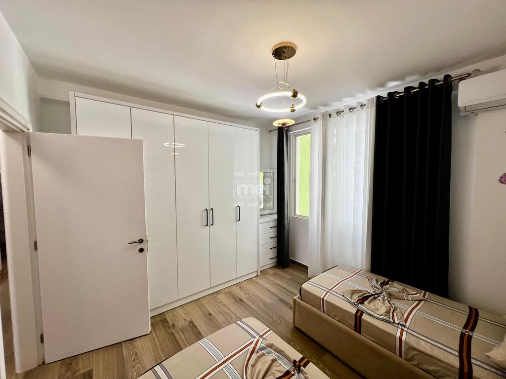 JEPET ME QIRA APARTAMENT 2+1 NE PLAZH