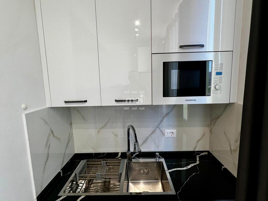 JEPET ME QIRA APARTAMENT 2+1 NE PLAZH
