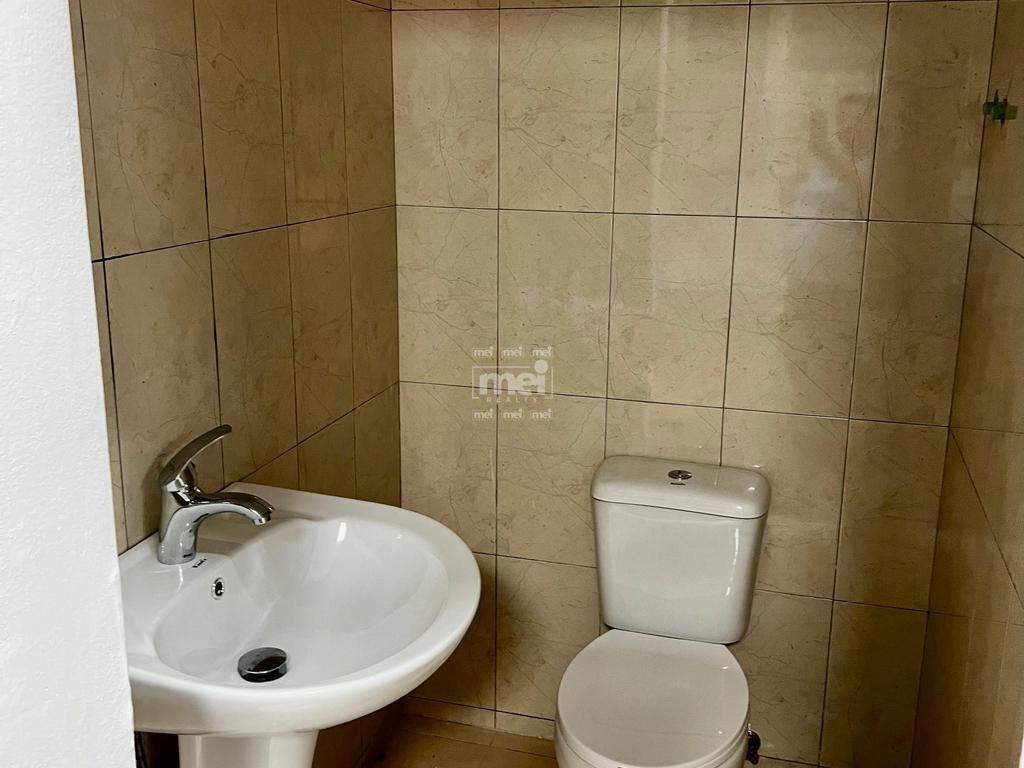 JEPET ME QIRA AMBJENT BIZNESI PRANE  ISH RAJONIT!