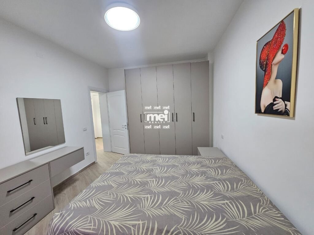 JEPET ME QIRA APARTAMENT 2+1 PRANE  MUZEUMIT!