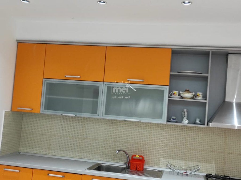 JEPET ME QIRA APARTAMENT 1+1+2 NE HEKURUDHA
