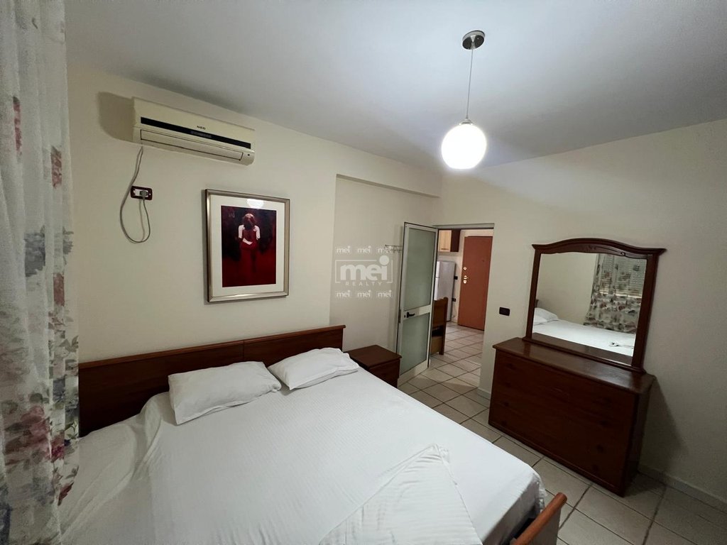 JEPET ME QIRA APARTAMENT 1+1 TEK SHKEMBI I KAVAJES!