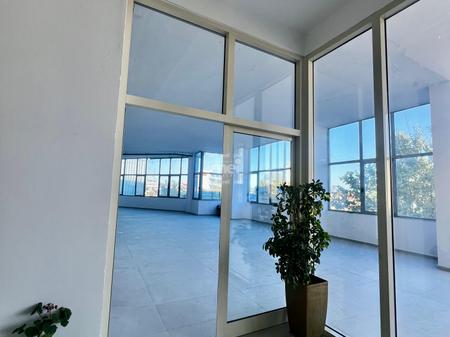SI AFFITTA LOCALE COMMERCIALE PRESSO L'EX URT!