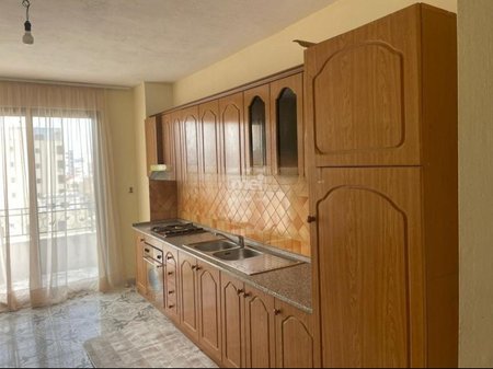 JEPET ME QIRA APARTAMENT 2+1 URA E DAJLANIT!