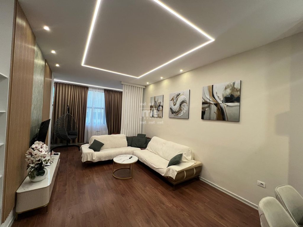 JEPET ME QIRA SUPER APARTAMENT 1+1 NE VOLLGA!