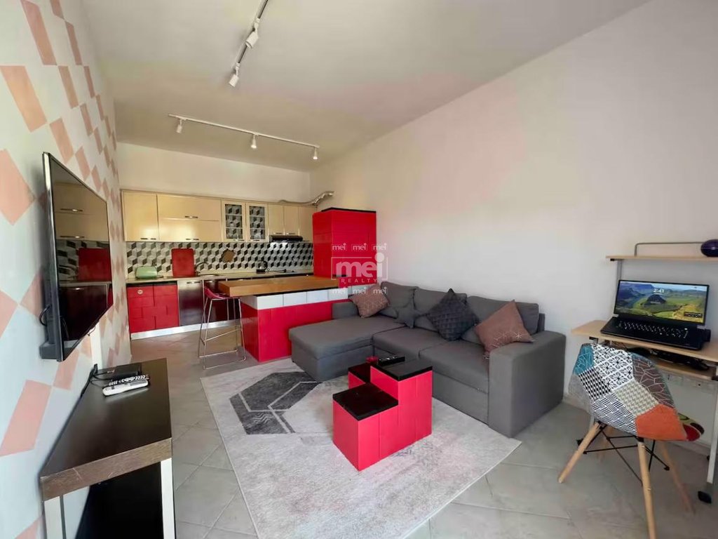 JEPET ME QIRA APARTAMENT 1+1 NE QENDER!