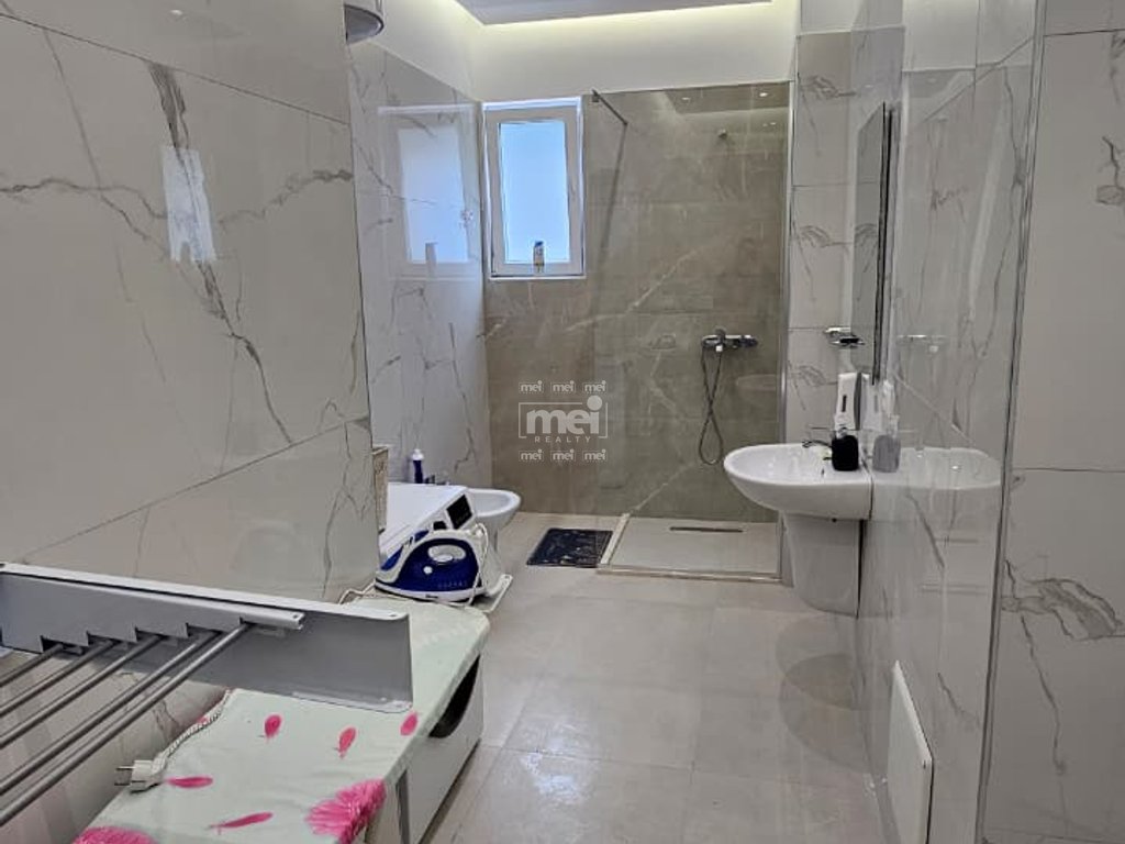 SHITET APARTAMENT 1+1 TEK MALI I ROBIT