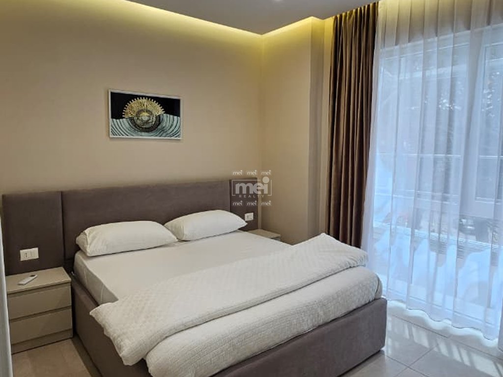 SHITET APARTAMENT 1+1 TEK MALI I ROBIT