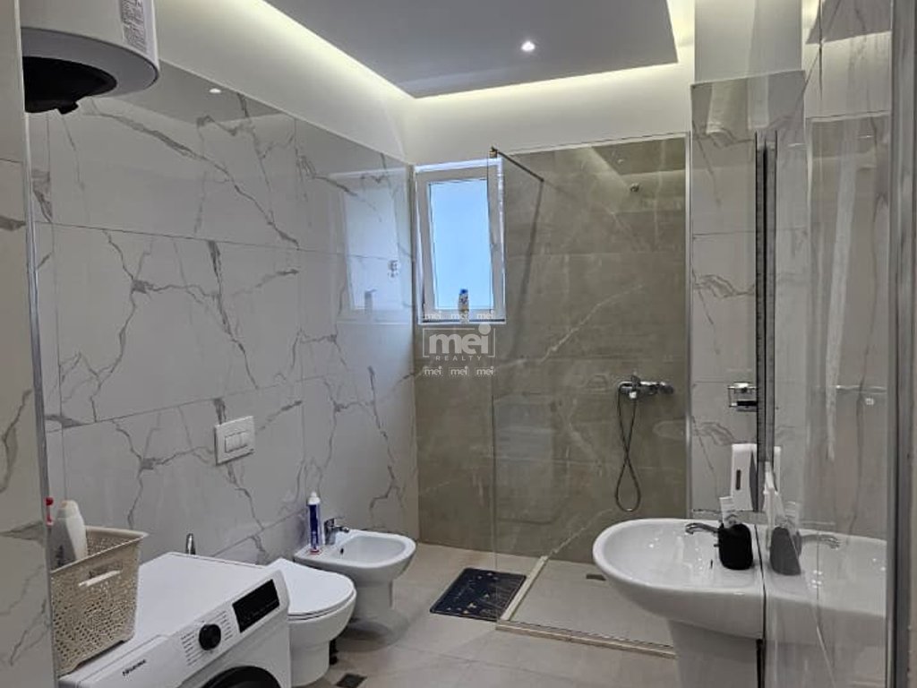 SHITET APARTAMENT 1+1 TEK MALI I ROBIT