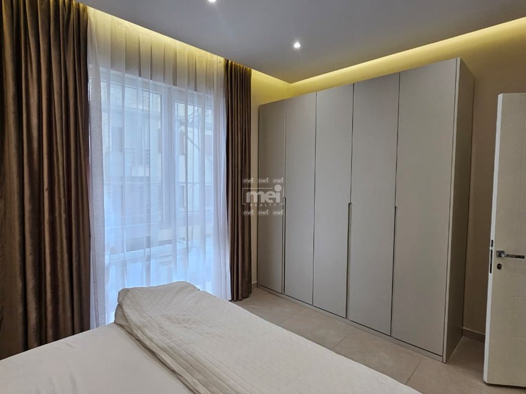 SHITET APARTAMENT 1+1 TEK MALI I ROBIT