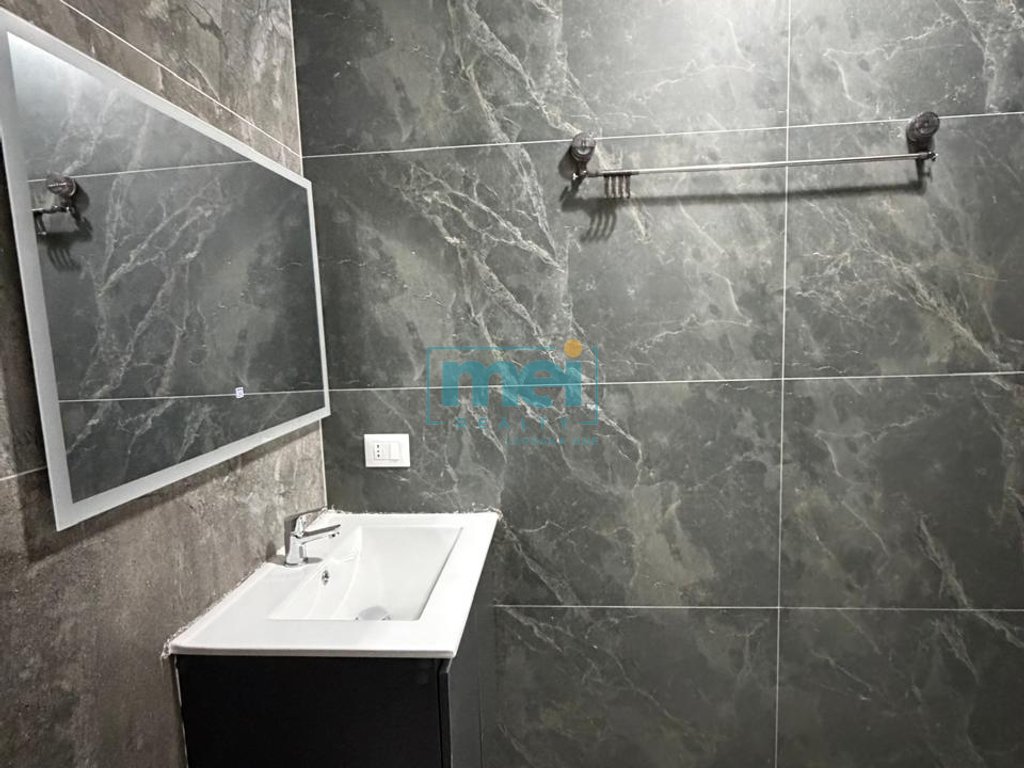 Jepet me Qera Apartament 1+1 në Don Bosko!