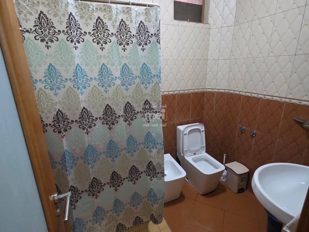 JEPET APARTAMENT ME QERA VALA PARK!