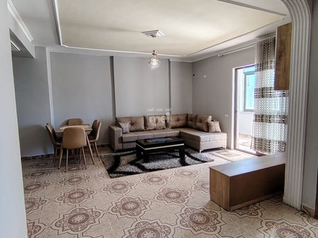 JEPET ME QERA APARTAMENT 2+1 TEK TREGU FRUTA PERIMEVE!