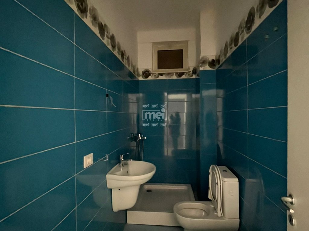 SHITET APARTAMENT 2+1+2 TEK ISH URT, DURRES!