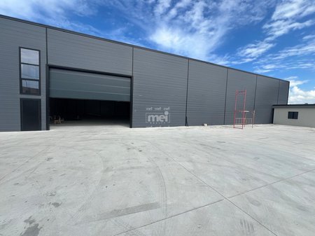 JEPET ME QIRA KAPANON TEK ISH KENETA !