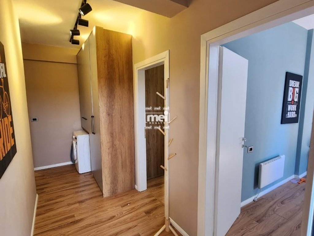 SHITET SUPER APARTAMENT 2+1 PRAN SPITALIT !