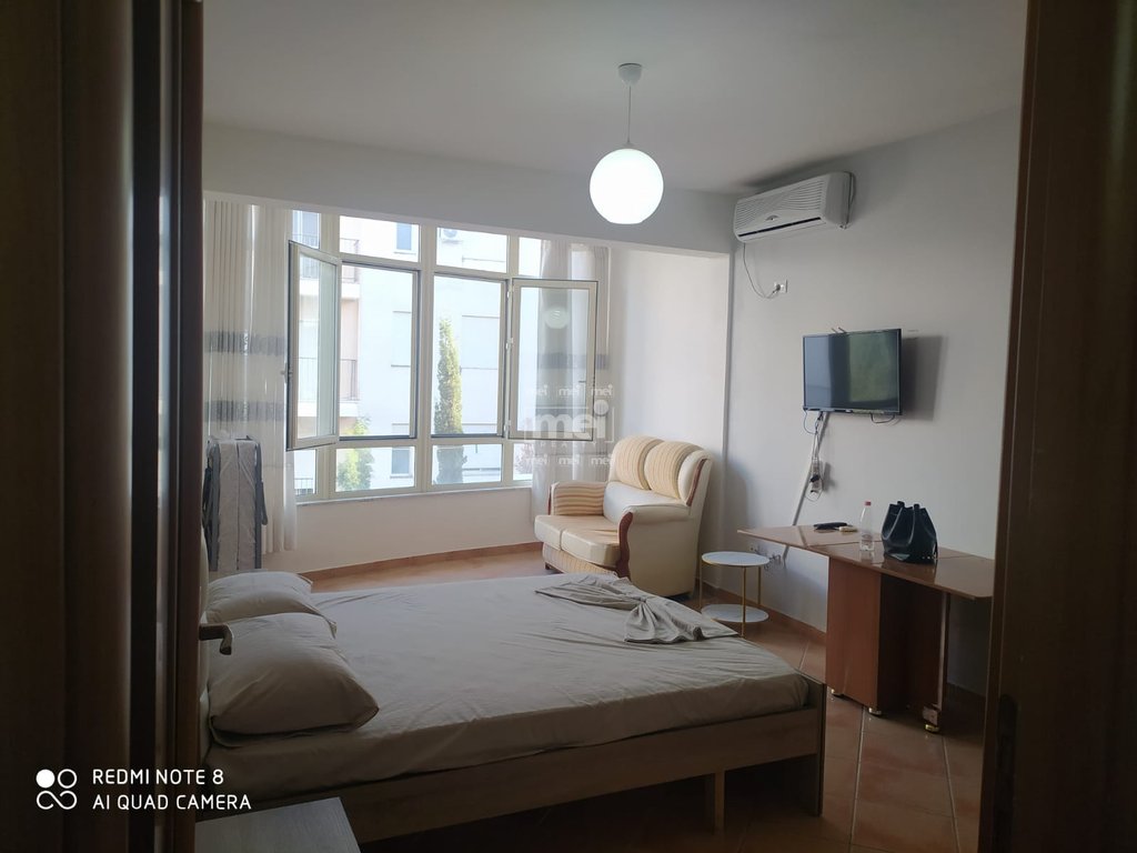 SHITET GARZONIERE NË GOLEM !