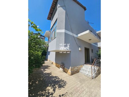 SHITET VILE NE PLAZH!