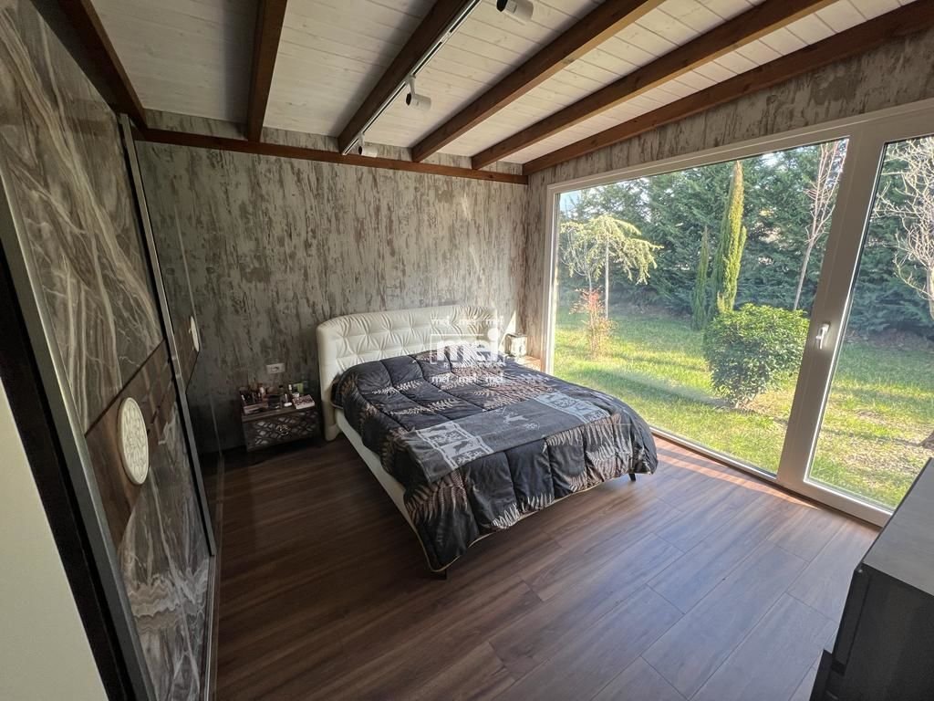 JEPET ME QIRA VILE NE XHAVZOTAJ!