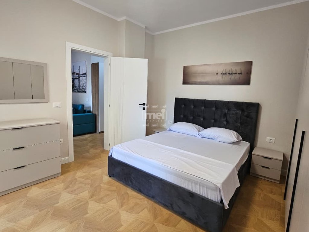 SHITET APARTAMENT 2+1 NE ILIRIA 20 METRA NGA DETI!